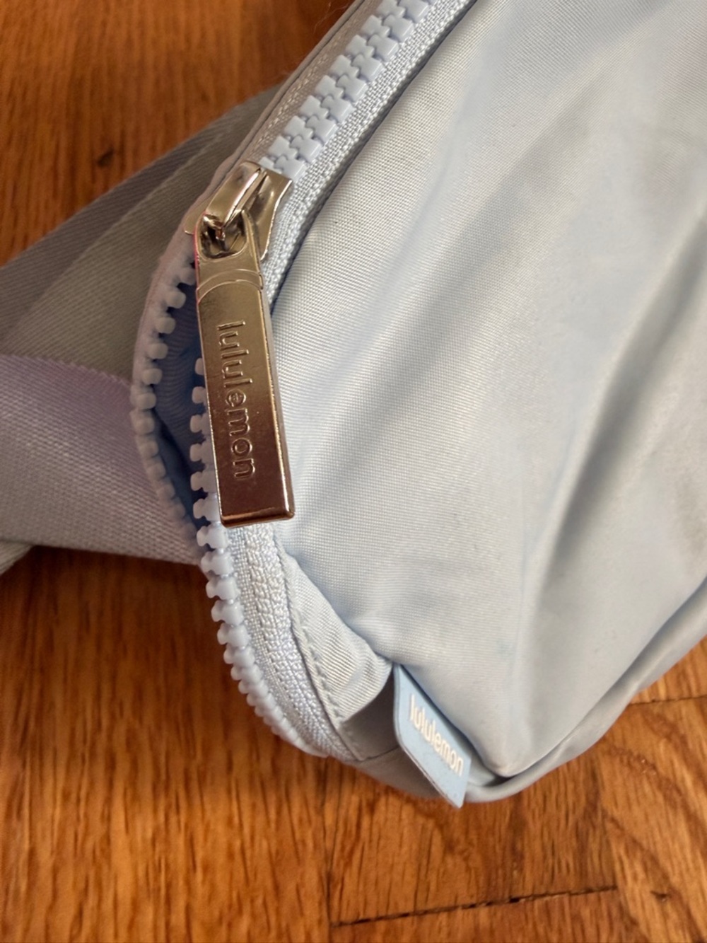 lululemon athletica Sky Blue Crossbody Belt Bag - Picture 3 of 10